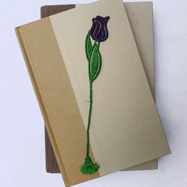 Tulip Embroidered Free Standing Lace Floral Bookmark